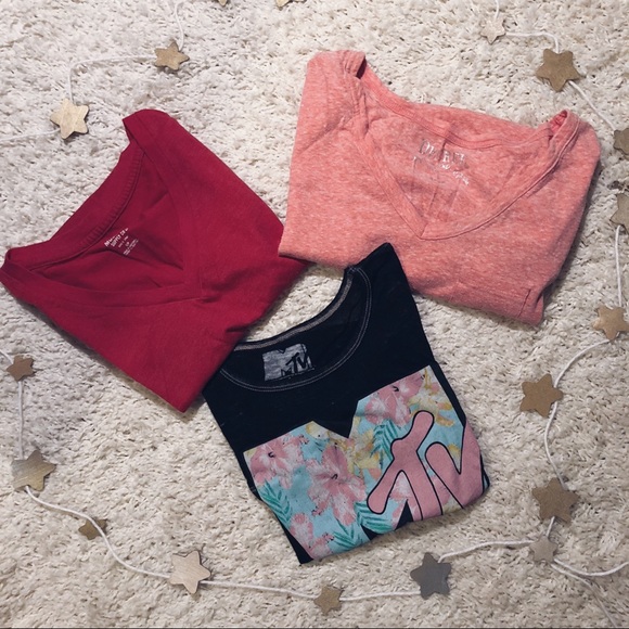 t-shirt bundle from target - Picture 1 of 5